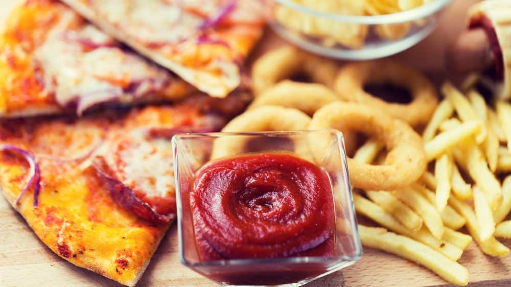 fast food. obesidade nos eua é causada também pela alimentação rica em carboidratos