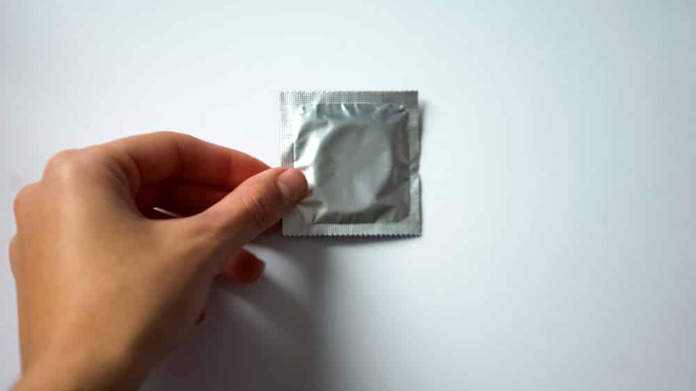 A hepatite B é uma doença sexualmente transmissível que provoca inflamação no fígado. Saiba mais na entrevista.