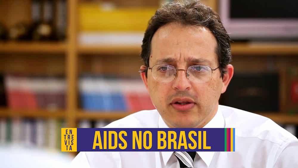 Thumbnail com o infectologista Esper Kallás em entrevista sobre aids no brasil.