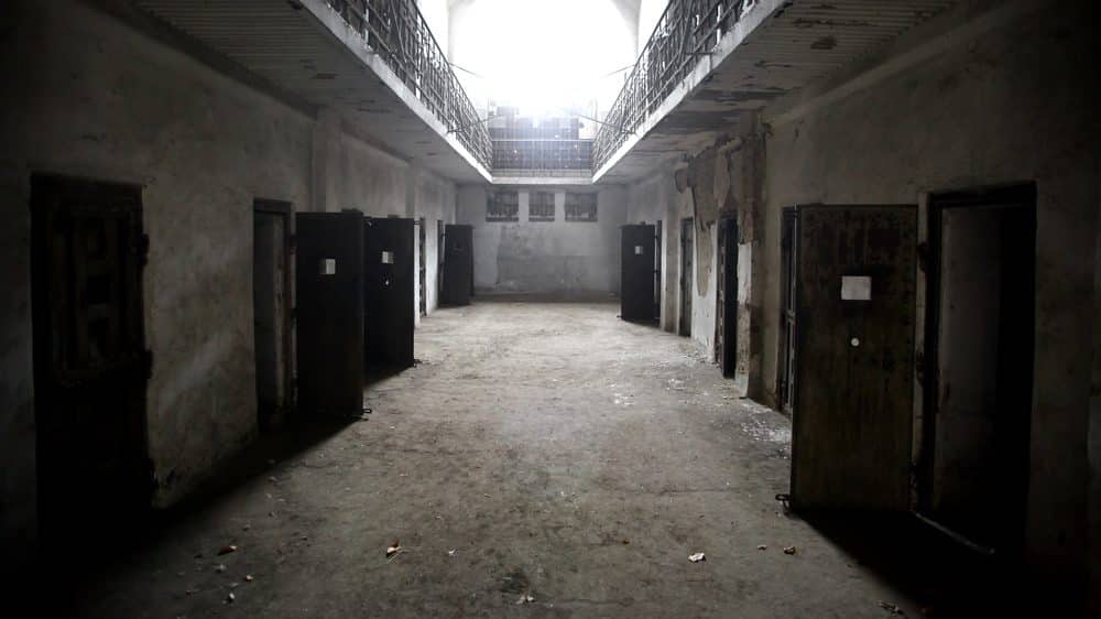 cadeia vazia. massacre do Carandiru fez 20 anos