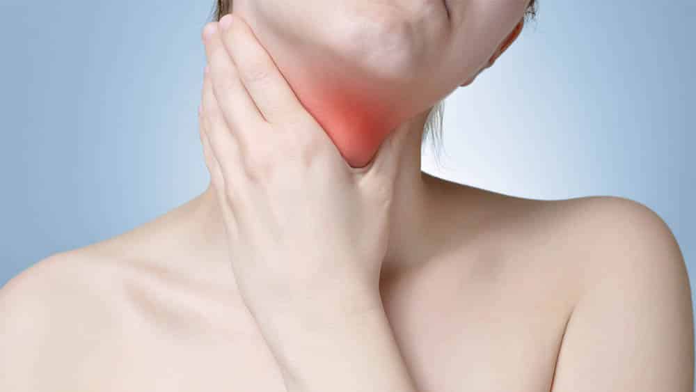 Como diminuir a dor de garganta? Entenda!